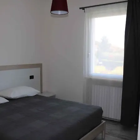 In - Gardasee 40490 شقة *