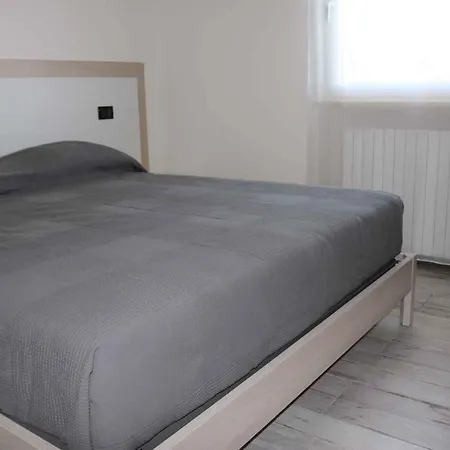 In - Gardasee 40490 *