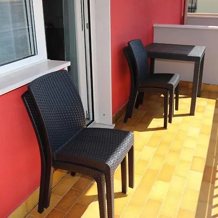 In - Gardasee 40490 شقة لاتيزي