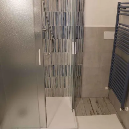 In - Gardasee 40490 شقة لاتيزي